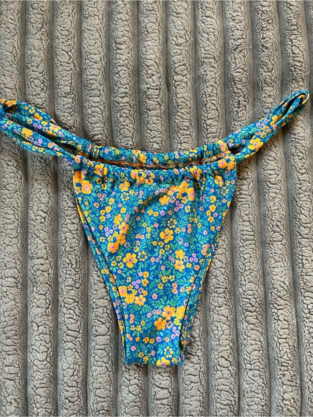 Kulani Kinis Bottoms